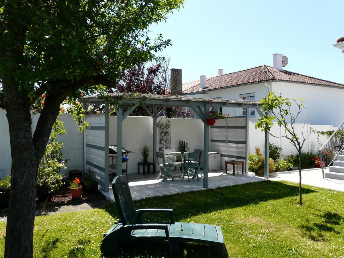 Charmante Maison Idealement Situee Saint-Gilles-Croix-de-Vie Exterior foto